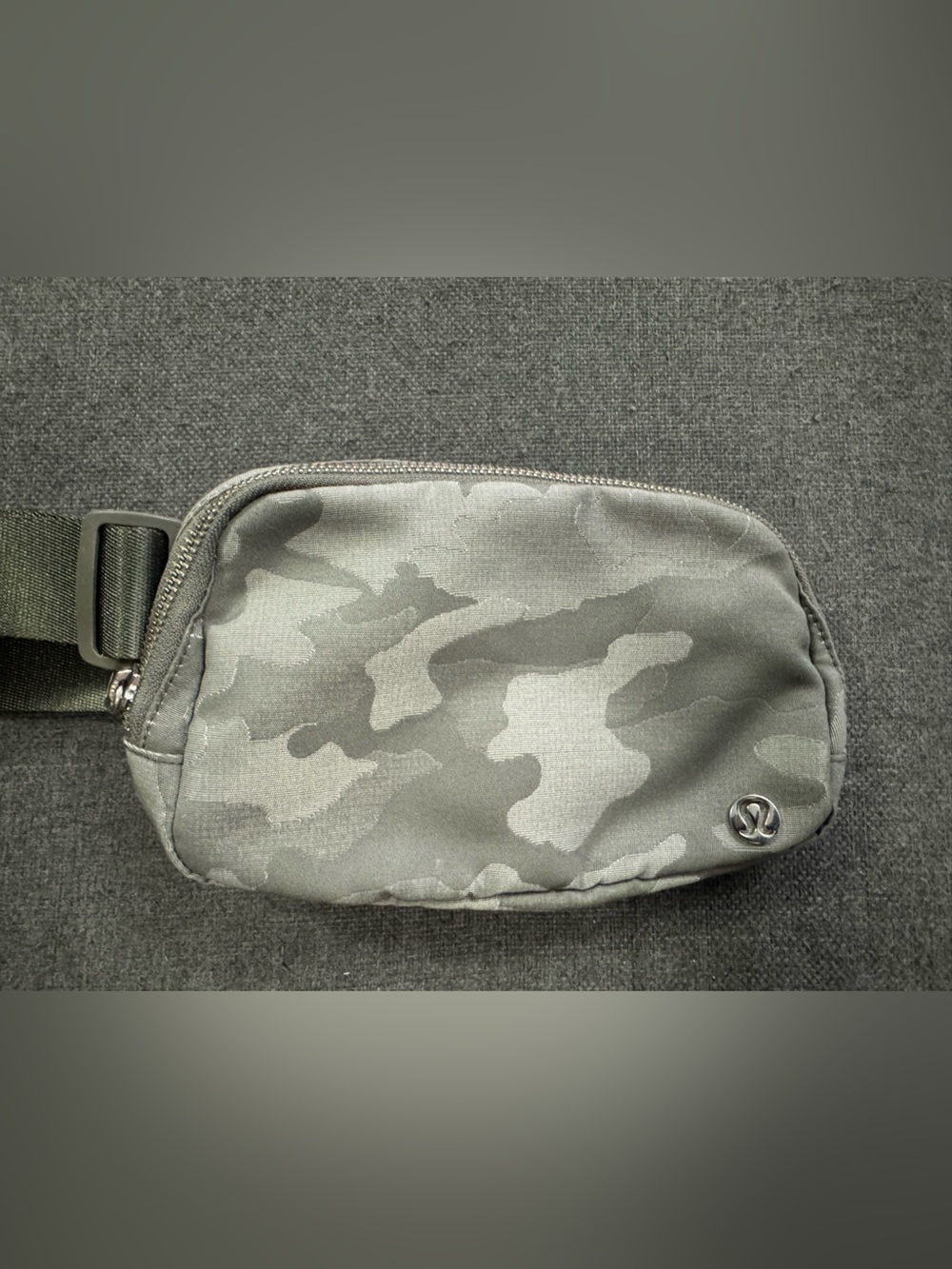 Lululemon Athletica Everywhere Belt Bag OG Strap Heritage Grey Camo White Opal